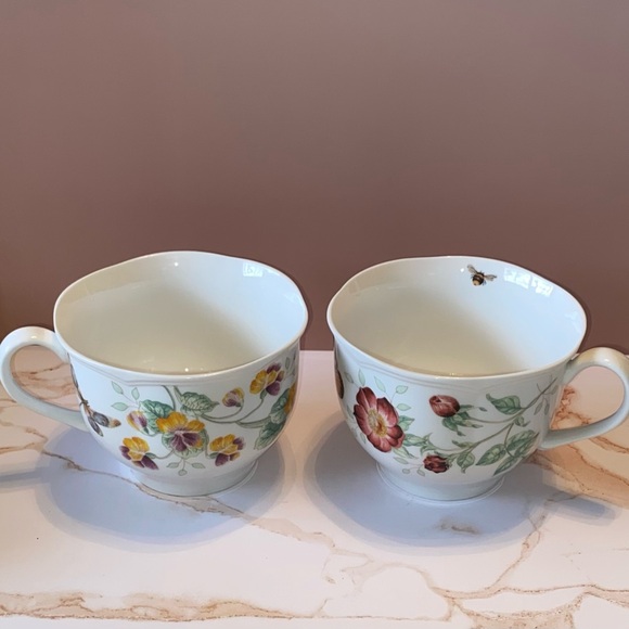 🐝 Lenox Butterfly Meadow Latte Set 🦋 - Picture 3 of 10